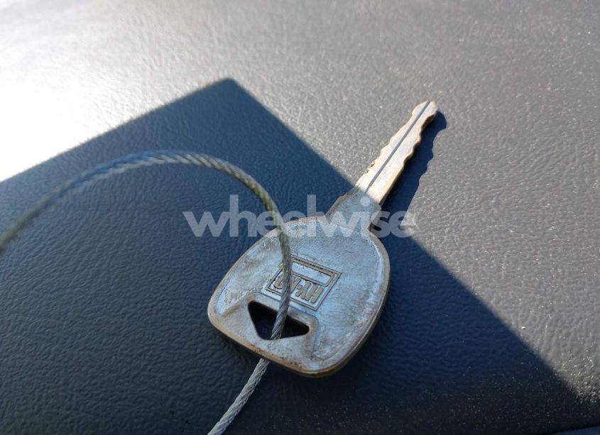 Photo 11 of 2005 Chevrolet Silverado 1500 LS (VIN 2GCEC13T851114901)