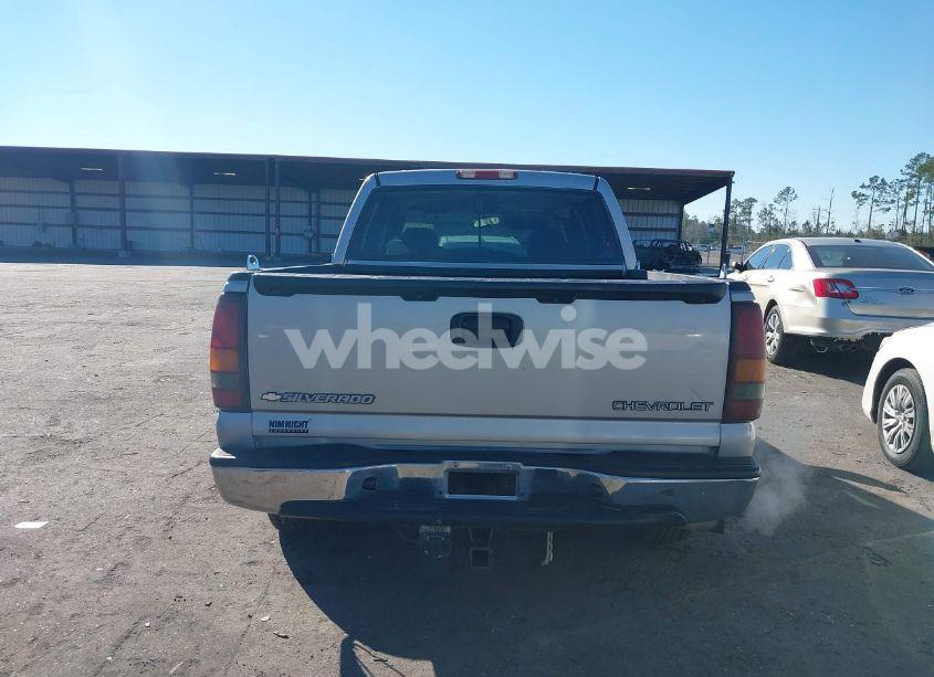 Photo 16 of 2005 Chevrolet Silverado 1500 LS (VIN 2GCEC13T851114901)