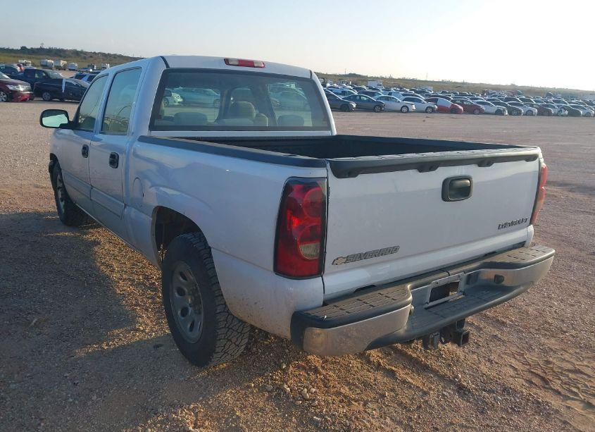 Photo 3 of 2005 Chevrolet Silverado 1500 LS (VIN 2GCEC13T851255466)