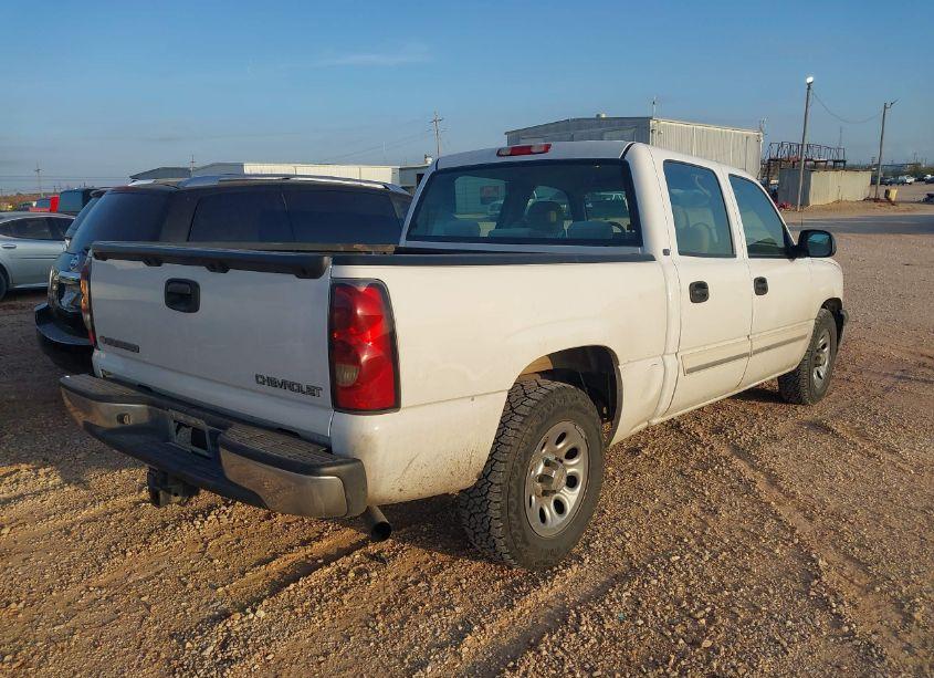 Photo 4 of 2005 Chevrolet Silverado 1500 LS (VIN 2GCEC13T851255466)