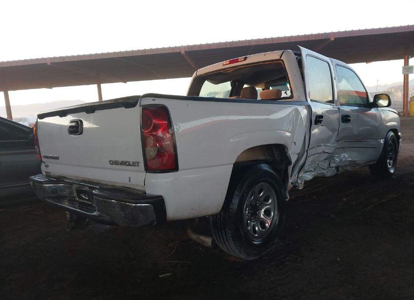 Photo 4 of 2005 Chevrolet Silverado 1500 LS (VIN 2GCEC13T851293831)