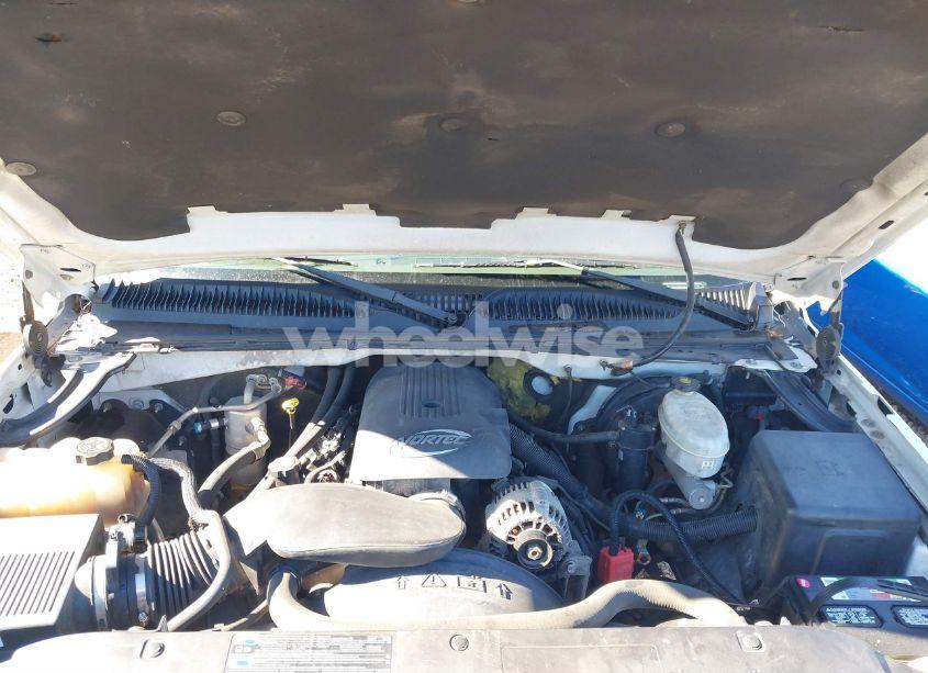 Photo 10 of 2004 Chevrolet Silverado 1500 LS (VIN 2GCEC13T941373170)