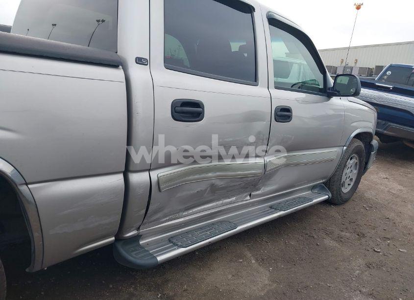 Photo 6 of 2004 Chevrolet Silverado 1500 LS (VIN 2GCEC13T941407673)