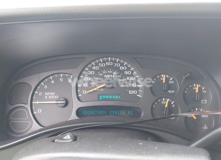 Photo 7 of 2004 Chevrolet Silverado 1500 LS (VIN 2GCEC13T941407673)