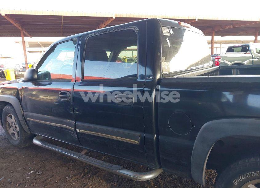 Photo 14 of 2005 Chevrolet Silverado 1500 LS (VIN 2GCEC13T951113384)
