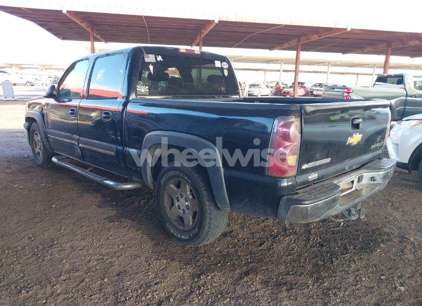 Photo 3 of 2005 Chevrolet Silverado 1500 LS (VIN 2GCEC13T951113384)