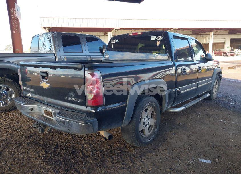Photo 4 of 2005 Chevrolet Silverado 1500 LS (VIN 2GCEC13T951113384)