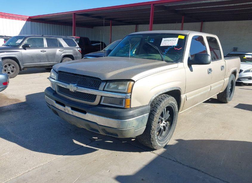 Photo 2 of 2005 Chevrolet Silverado 1500 LS (VIN 2GCEC13T951333298)