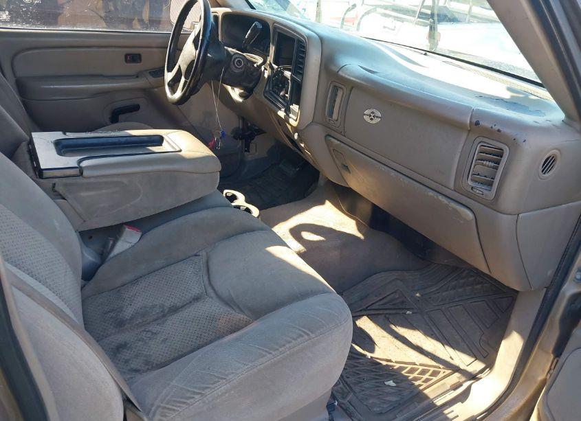 Photo 5 of 2005 Chevrolet Silverado 1500 LS (VIN 2GCEC13T951333298)