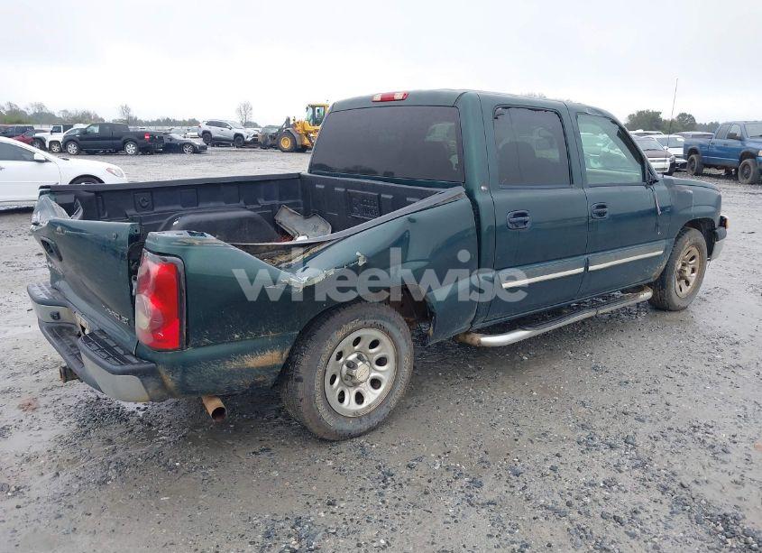 Photo 4 of 2005 Chevrolet Silverado 1500 LS (VIN 2GCEC13T951358377)