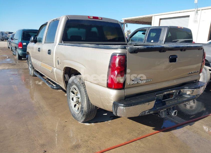 Photo 3 of 2005 Chevrolet Silverado 1500 LS (VIN 2GCEC13T951394523)