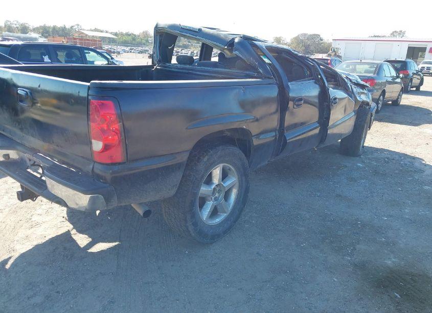 Photo 4 of 2006 Chevrolet Silverado 1500 LT1 (VIN 2GCEC13T961132390)