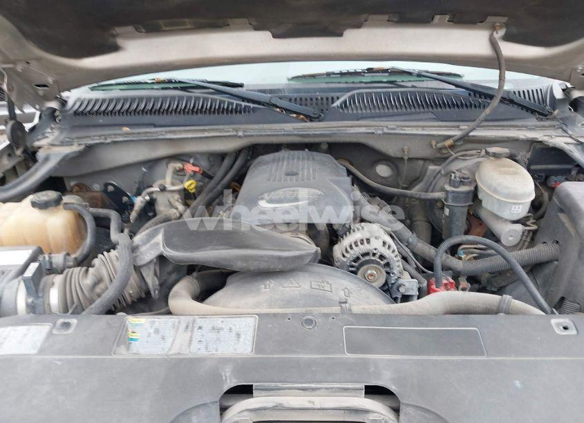 Photo 10 of 2004 Chevrolet Silverado 1500 LS (VIN 2GCEC13TX41417631)