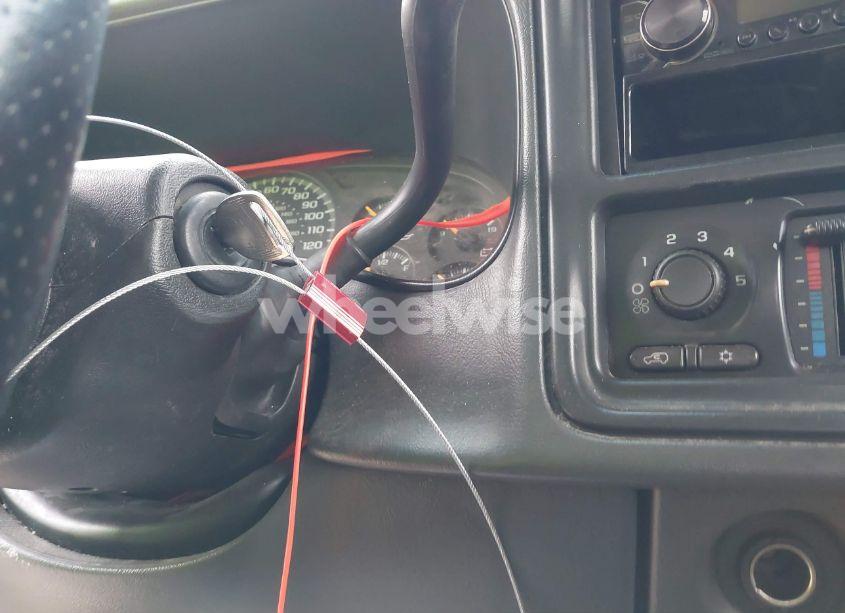 Photo 11 of 2004 Chevrolet Silverado 1500 LS (VIN 2GCEC13TX41417631)