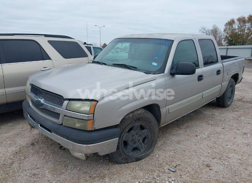 Photo 2 of 2004 Chevrolet Silverado 1500 LS (VIN 2GCEC13TX41417631)