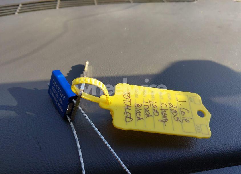 Photo 11 of 2005 Chevrolet Silverado 1500 LS (VIN 2GCEC13TX51244808)