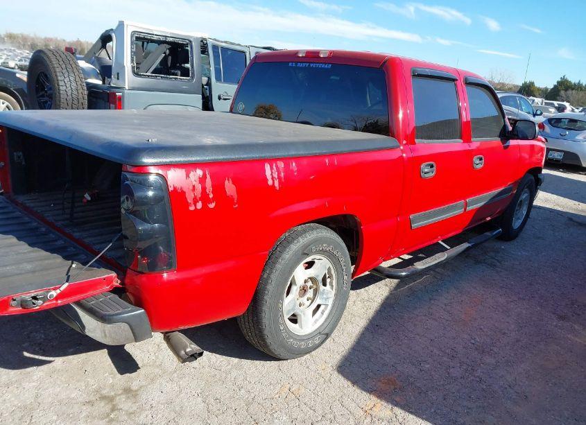 Photo 4 of 2005 Chevrolet Silverado 1500 LS (VIN 2GCEC13TX51369873)