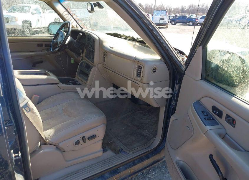 Photo 5 of 2005 Chevrolet Silverado 1500 LT (VIN 2GCEC13TX51388858)