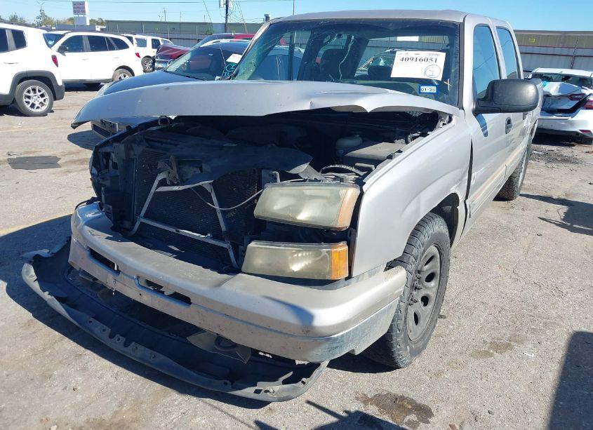 Photo 2 of 2006 Chevrolet Silverado 1500 LS (VIN 2GCEC13V061352955)