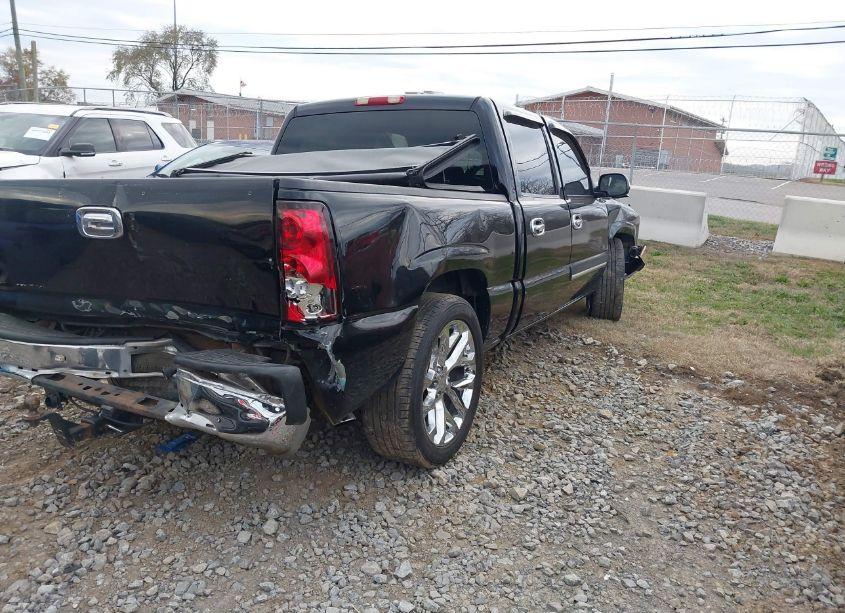 Photo 4 of 2007 Chevrolet Silverado 1500 CLASSIC LS (VIN 2GCEC13V071158041)