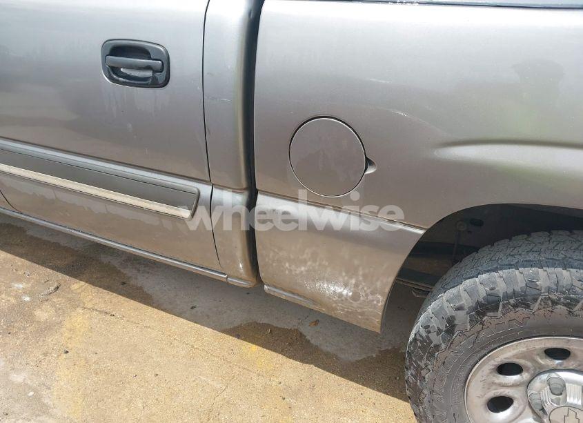 Photo 6 of 2006 Chevrolet Silverado 1500 LS (VIN 2GCEC13V161276405)