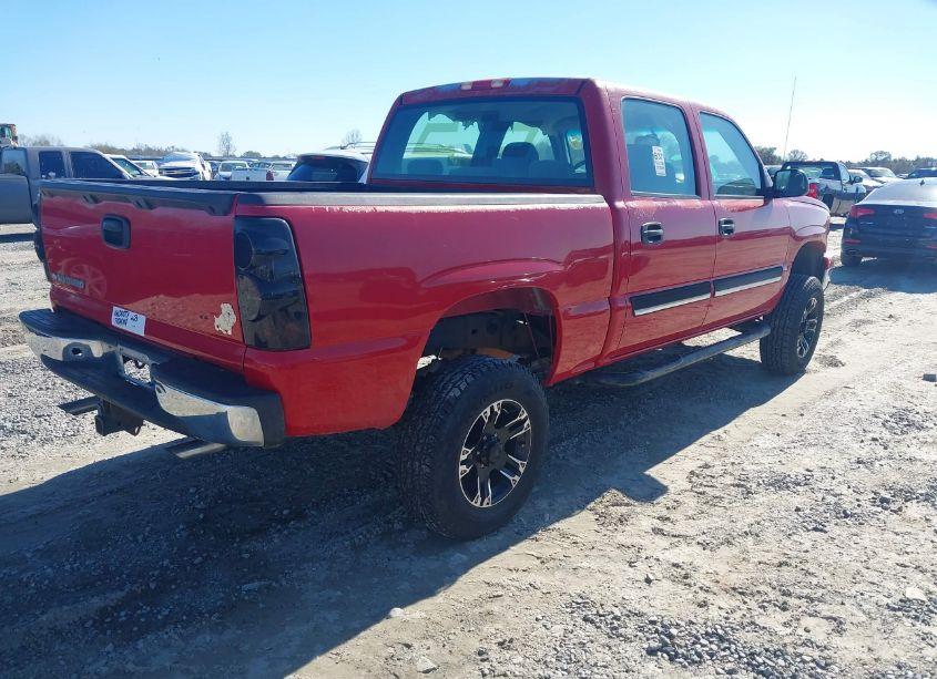 Photo 4 of 2006 Chevrolet Silverado 1500 LS (VIN 2GCEC13V261356389)