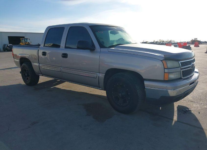 2007 Chevrolet Silverado 1500 CLASSIC LS (VIN 2GCEC13V471124135) main photo