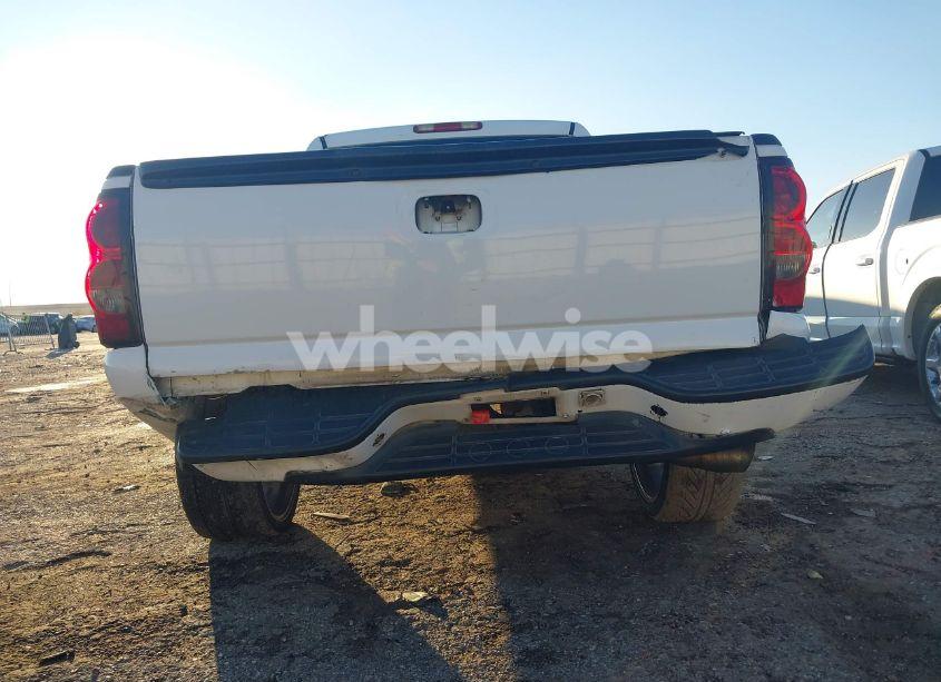 Photo 6 of 2006 Chevrolet Silverado 1500 LS (VIN 2GCEC13V561231211)