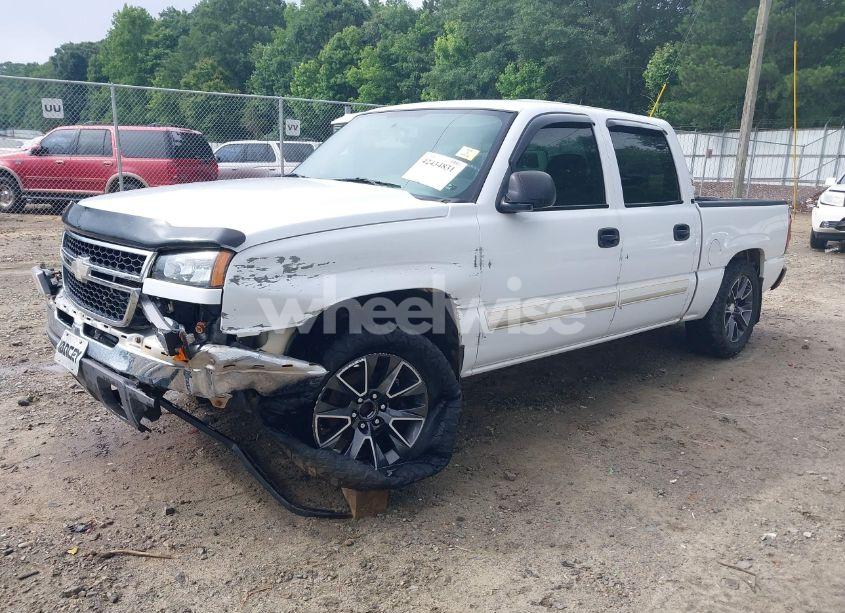 Photo 2 of 2007 Chevrolet Silverado 1500 CLASSIC LS (VIN 2GCEC13V571155409)