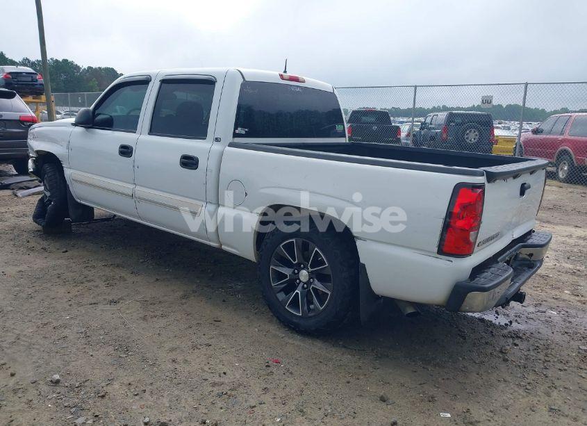 Photo 3 of 2007 Chevrolet Silverado 1500 CLASSIC LS (VIN 2GCEC13V571155409)