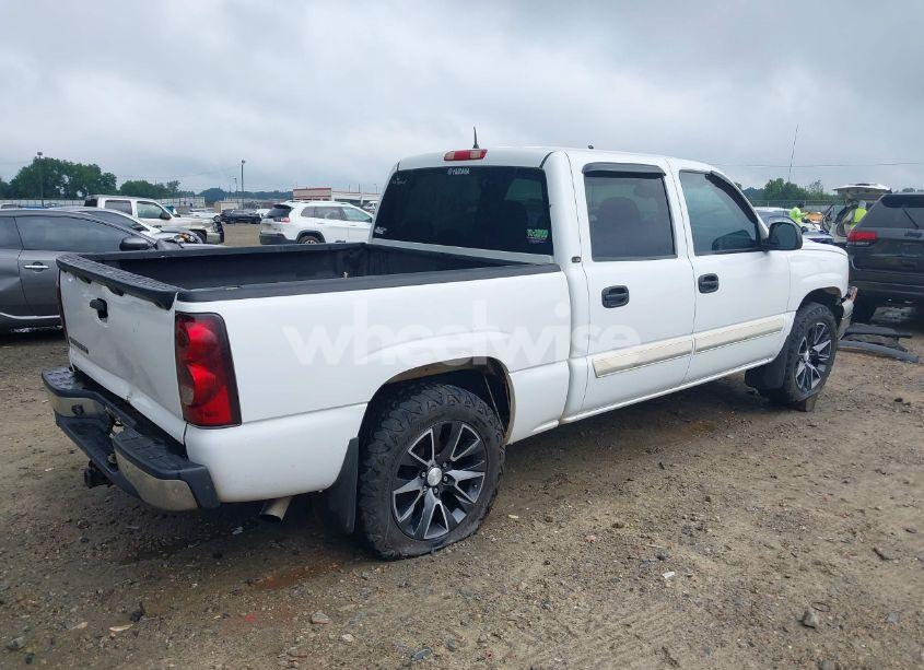Photo 4 of 2007 Chevrolet Silverado 1500 CLASSIC LS (VIN 2GCEC13V571155409)