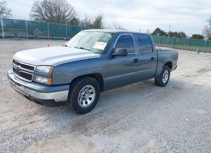 Photo 2 of 2007 Chevrolet Silverado 1500 CLASSIC LS (VIN 2GCEC13V571170606)