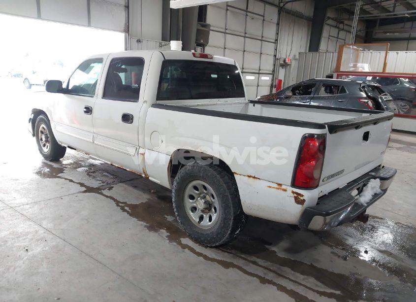 Photo 3 of 2007 Chevrolet Silverado 1500 CLASSIC LS (VIN 2GCEC13V671126260)
