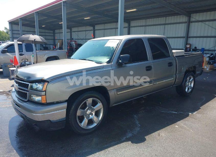 Photo 2 of 2007 Chevrolet Silverado 1500 CLASSIC LS (VIN 2GCEC13V871104373)
