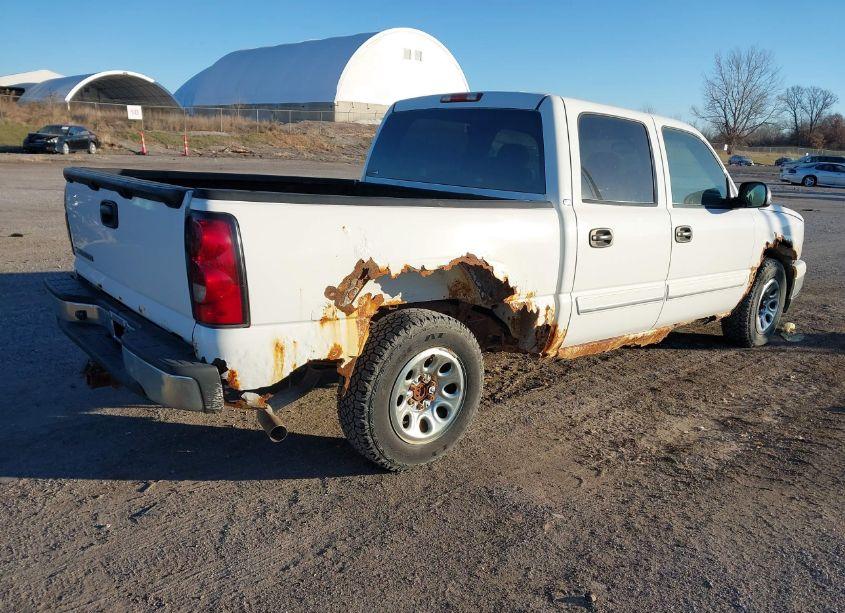 Photo 4 of 2007 Chevrolet Silverado 1500 CLASSIC LS (VIN 2GCEC13V971134384)