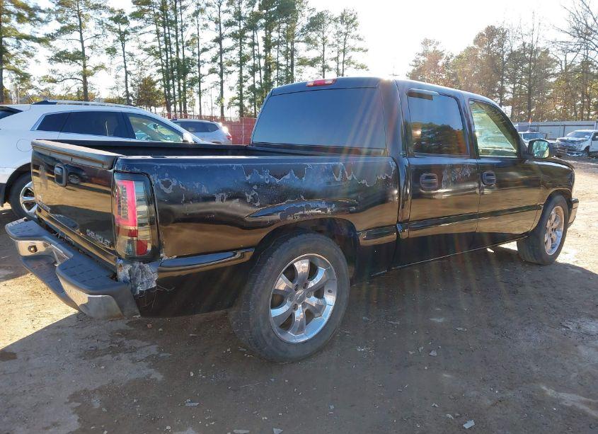 Photo 4 of 2007 Chevrolet Silverado 1500 CLASSIC LS (VIN 2GCEC13VX71117335)