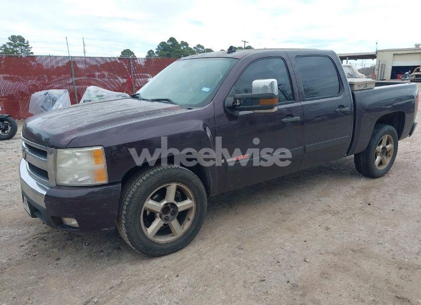 Photo 2 of 2008 Chevrolet Silverado 1500 LT2 (VIN 2GCEC13Y281121522)