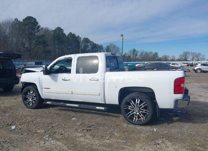 Photo 13 of 2007 Chevrolet Silverado 1500 LTZ (VIN 2GCEC13Y671633069)