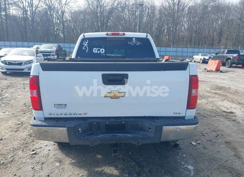 Photo 15 of 2007 Chevrolet Silverado 1500 LTZ (VIN 2GCEC13Y671633069)