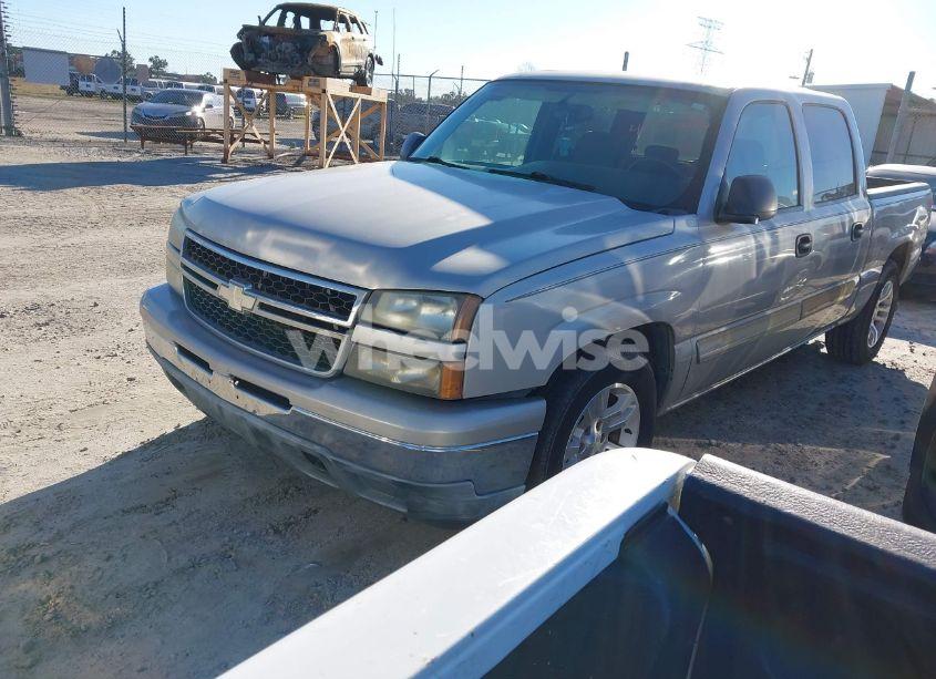 Photo 2 of 2007 Chevrolet Silverado 1500 CLASSIC LT1 (VIN 2GCEC13Z171181427)