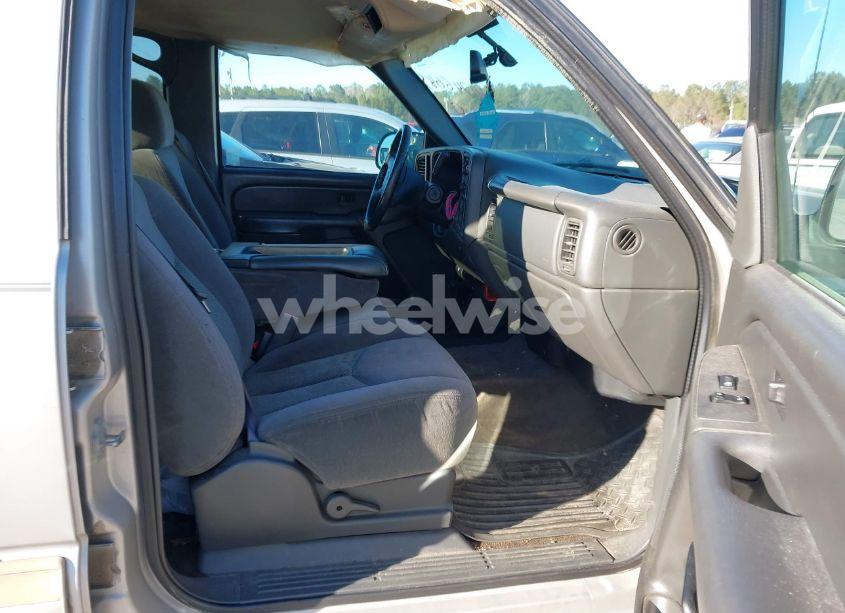 Photo 5 of 2007 Chevrolet Silverado 1500 CLASSIC LT1 (VIN 2GCEC13Z171181427)