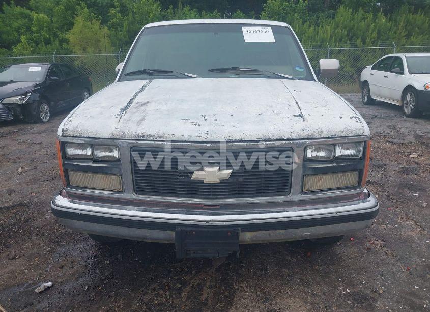 Photo 6 of 1990 Chevrolet Gmt-400 C1500 (VIN 2GCEC14K0L1181608)