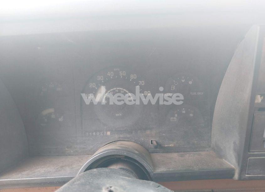 Photo 7 of 1990 Chevrolet Gmt-400 C1500 (VIN 2GCEC14K0L1181608)