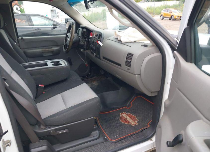 Photo 5 of 2009 Chevrolet Silverado 1500 WORK TRUCK (VIN 2GCEC190791102287)