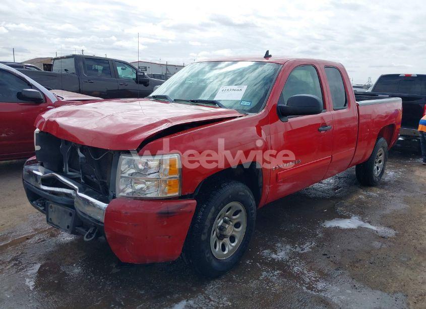 Photo 2 of 2007 Chevrolet Silverado 1500 LT1 (VIN 2GCEC19C071649487)