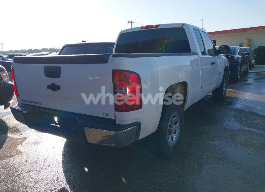 Photo 4 of 2009 Chevrolet Silverado 1500 LS (VIN 2GCEC19C191131018)