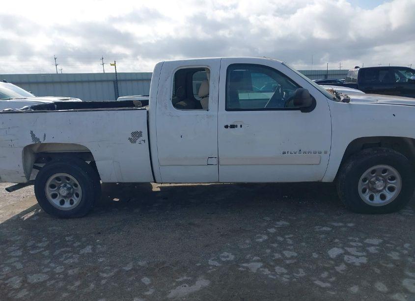 Photo 12 of 2007 Chevrolet Silverado 1500 LT1 (VIN 2GCEC19C371538268)