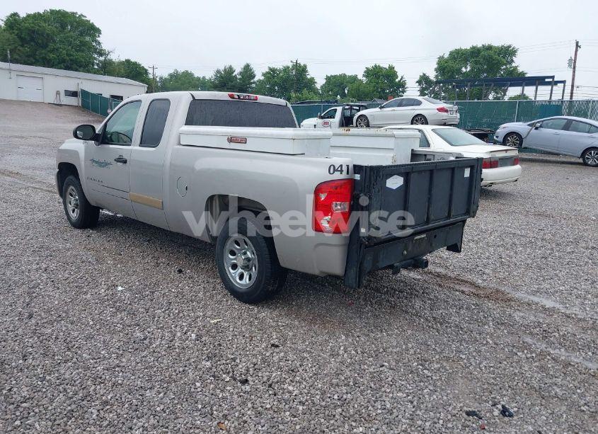 Photo 3 of 2007 Chevrolet Silverado 1500 LT1 (VIN 2GCEC19C471695453)