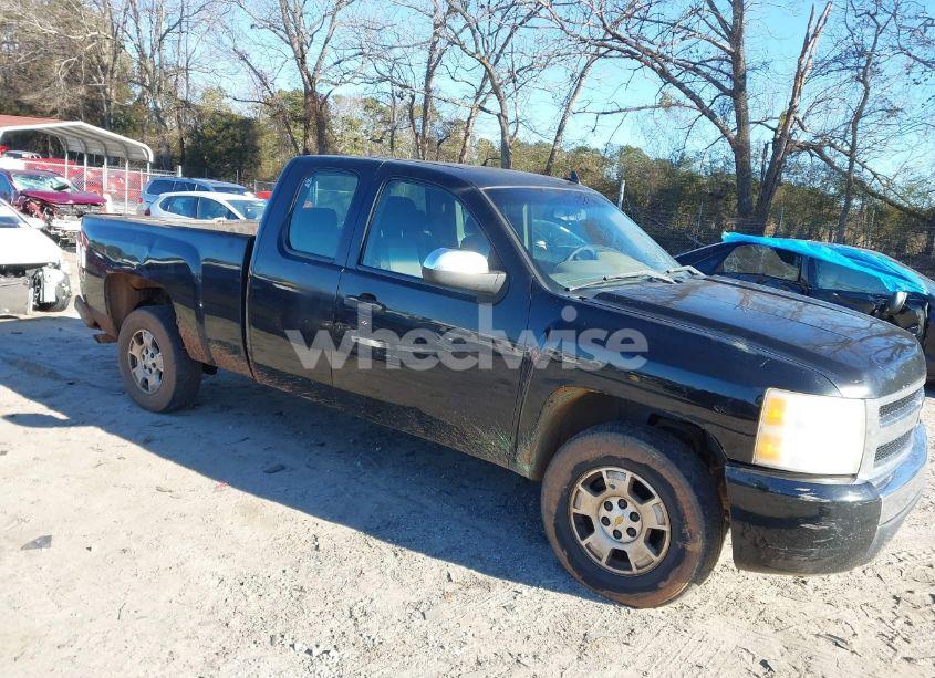 2007 Chevrolet Silverado 1500 WORK TRUCK (VIN 2GCEC19C771651107) main photo