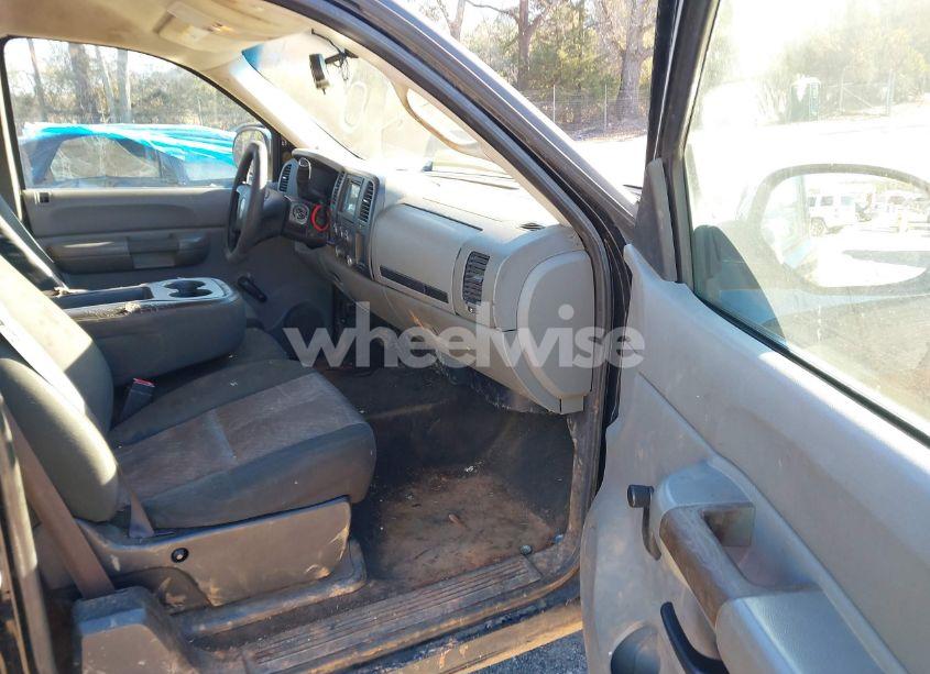 Photo 5 of 2007 Chevrolet Silverado 1500 WORK TRUCK (VIN 2GCEC19C771651107)